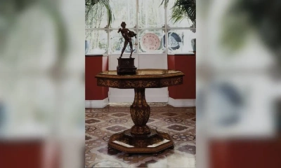 Стол Minotti Luiggi Drago