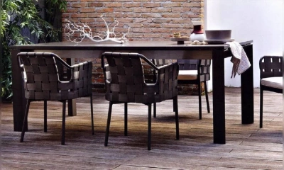 Стол Varaschin Dolmen 1