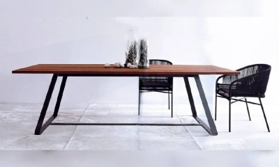 Стол Varaschin Kolonaki