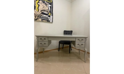 Кабинетный стол KREIND