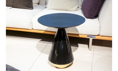 Приставной столик Tonin Casa Amira