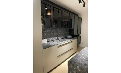 Кухня (со столешницей) MITON