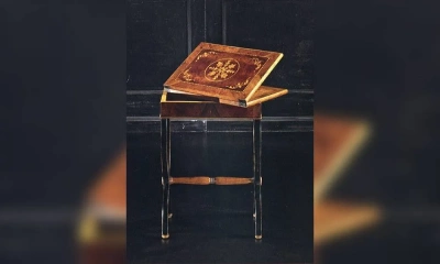 Стол Grifoni Vittorio 1472