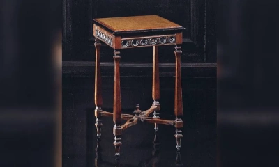 Стол Grifoni Vittorio 1442