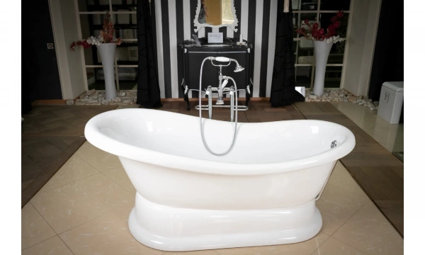 SBORDONI ванна со смесителем и сифоном