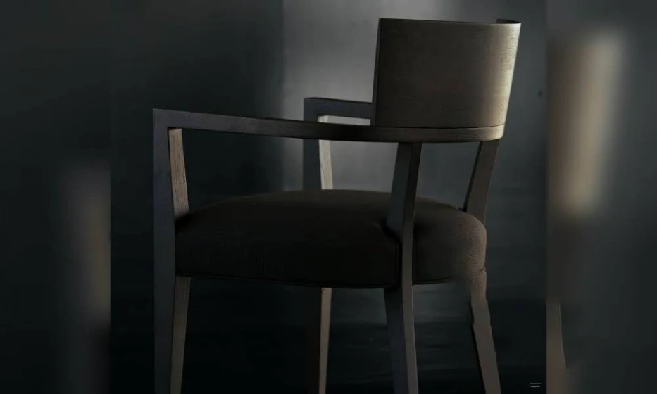 Стул С Подлокотниками На Каркасе Из Массива Древесины Обитый Кожей Или Тканью Arpa, Potocco - фото 1