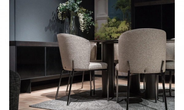 Стол обеденный Saloni Tosca