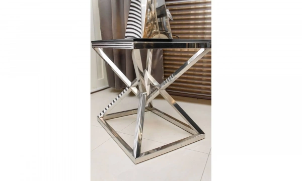 Стол Eichholtz Connor