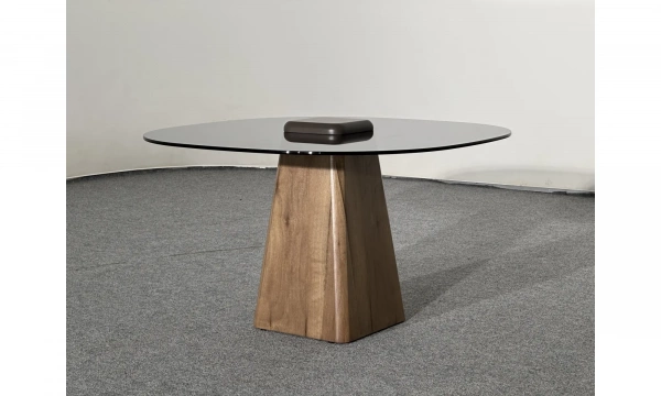 Приставной столик Saloni Chelsea