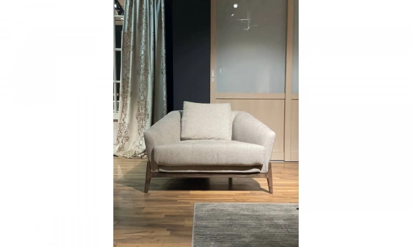 Кресло Homage Otto