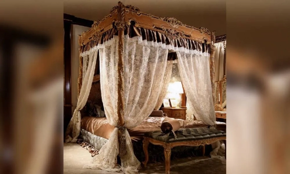 Кровать Minotti Luiggi Ninfee 1 - фото 1