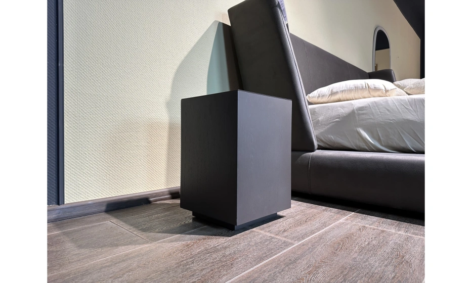 Приставной столик Saloni Vega - фото 1