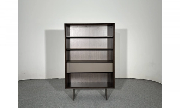 Витрина Saloni Riva