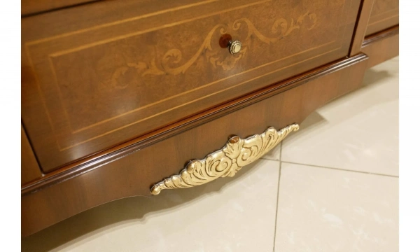 Библиотека Alta Moda/Linea B Giulio