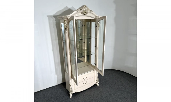 Витрина Анна Потапова Afina