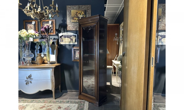 Витрина Accademia Del Mobile